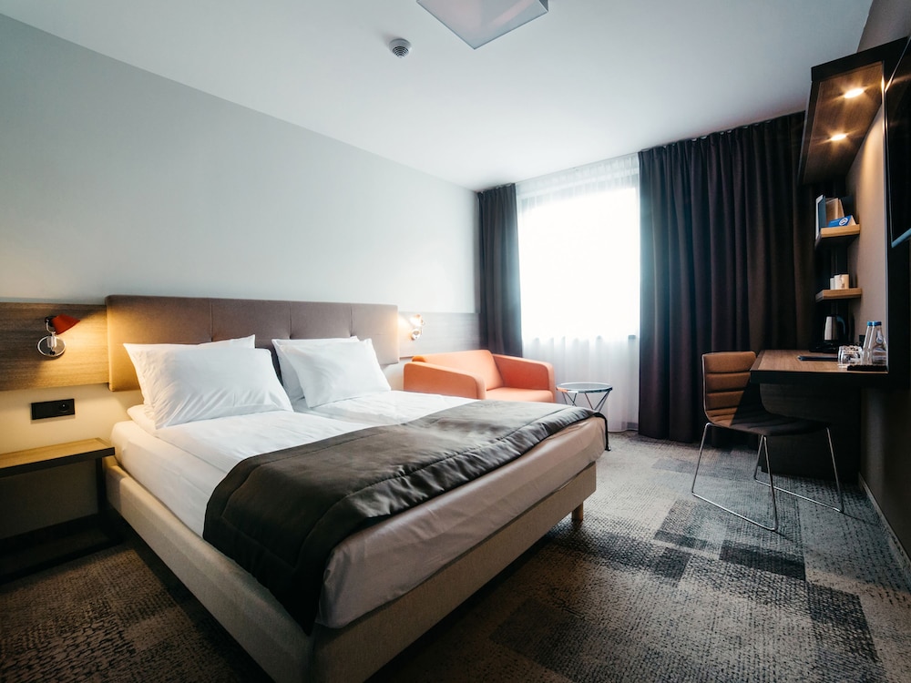 q hotel plus katowice