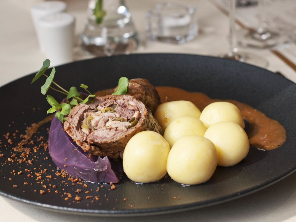 q hotel plus katowice