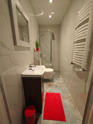 7th room guest house