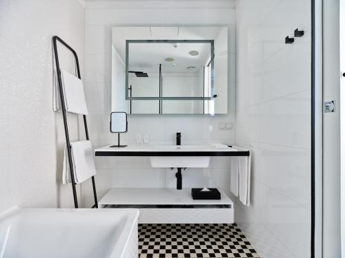 hotel indigo warsaw nowy swiat by ihg