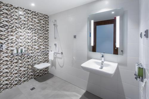 hampton by hilton gdansk oliwa