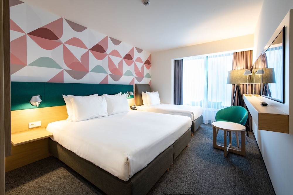 holiday inn warsaw city centre by ihg