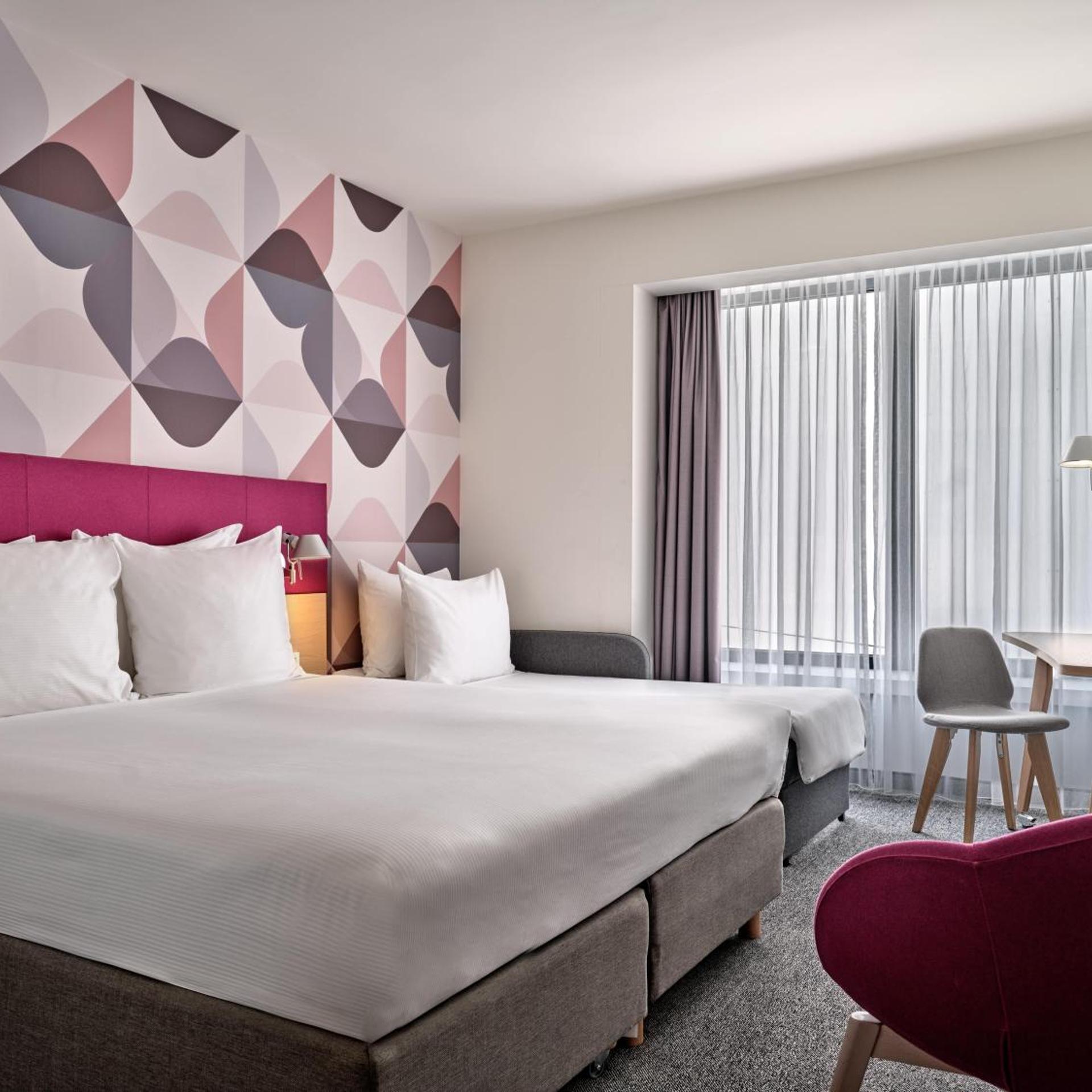 holiday inn warsaw city centre by ihg