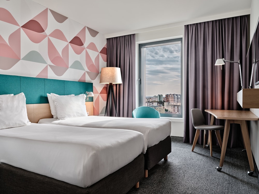 holiday inn warsaw city centre by ihg