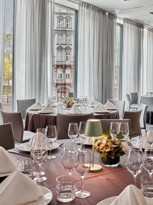 holiday inn warsaw city centre by ihg