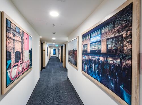 holiday inn warsaw city centre by ihg