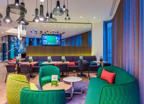 holiday inn warsaw city centre by ihg