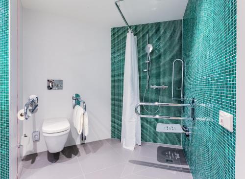 holiday inn warsaw city centre by ihg