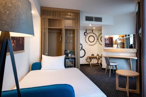 holiday inn warsaw city centre by ihg
