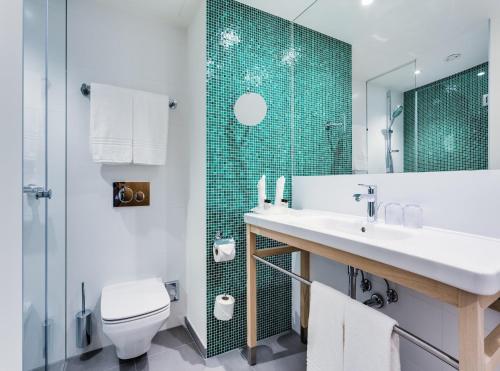 holiday inn warsaw city centre by ihg