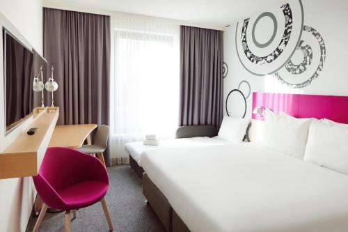 holiday inn warsaw city centre by ihg