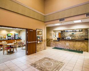 Quality Inn & Suites Fishkill South Near I-84,Fishkill>>Beacon,3 star