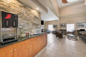 Quality Inn & Suites Fishkill South Near I-84,Fishkill>>Beacon,3 star