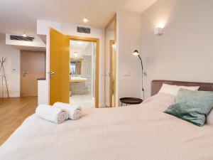 riverside aparthotel
