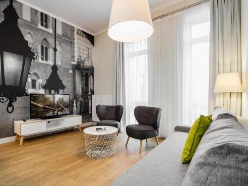 riverside aparthotel