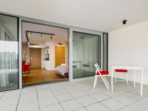 riverside aparthotel