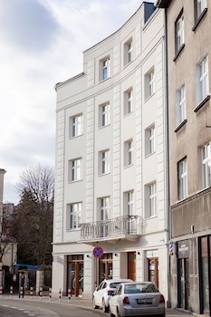 riverside aparthotel