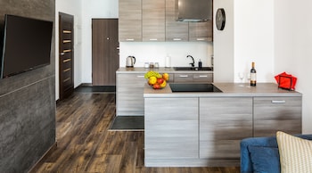 green garden residence