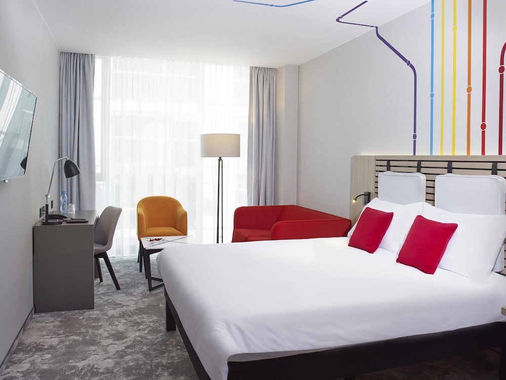 Ibis Styles Warszawa City,Warsaw>>Oltarzew,3 star