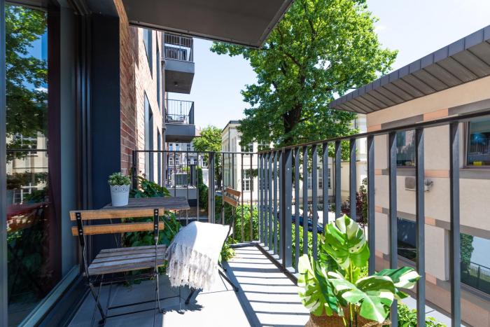 city lights apartments