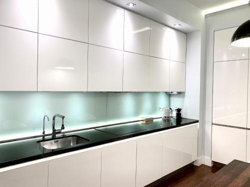 mondrian luxury suites and apartments old town market square