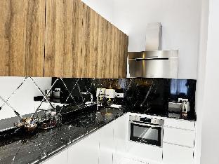 mondrian luxury suites and apartments old town market square