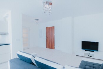 elite apartments marine suite