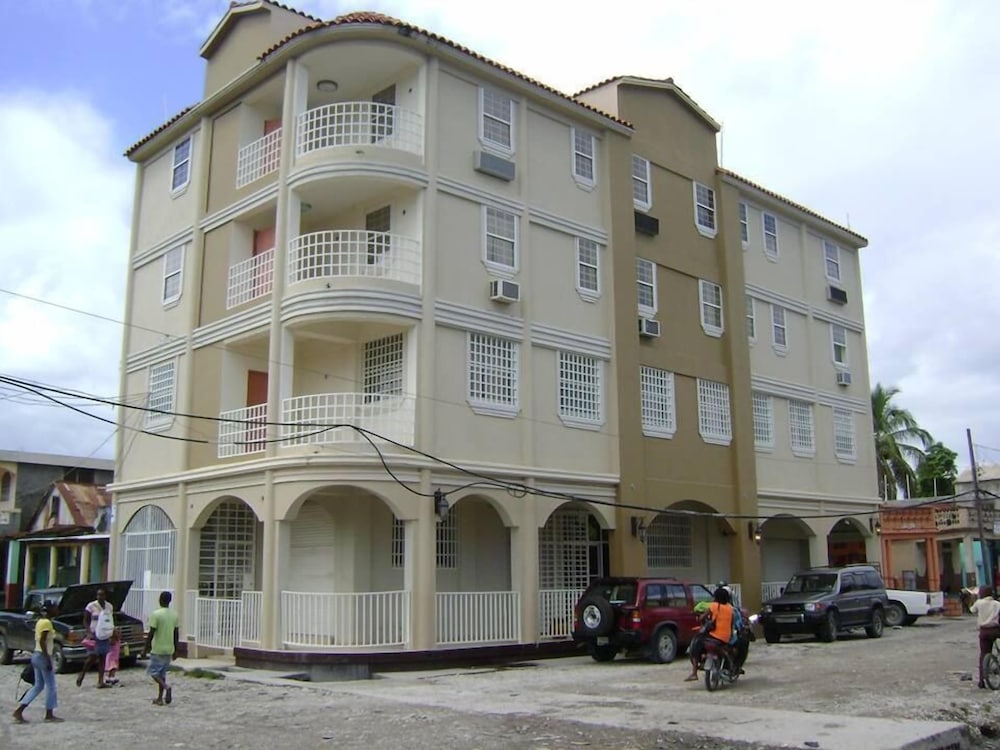caribbean hotel cayes