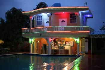 la cayenna hotel et restaurant