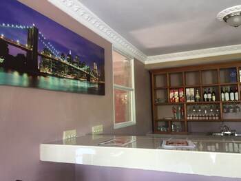 la cayenna hotel et restaurant