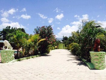 la cayenna hotel et restaurant