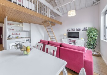 look at me serviced lofts and studios