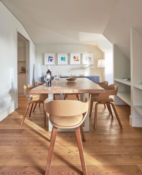 Lisbon Five Stars Apartments - Bica 246,Lisbon>>Carcavelos,4 star