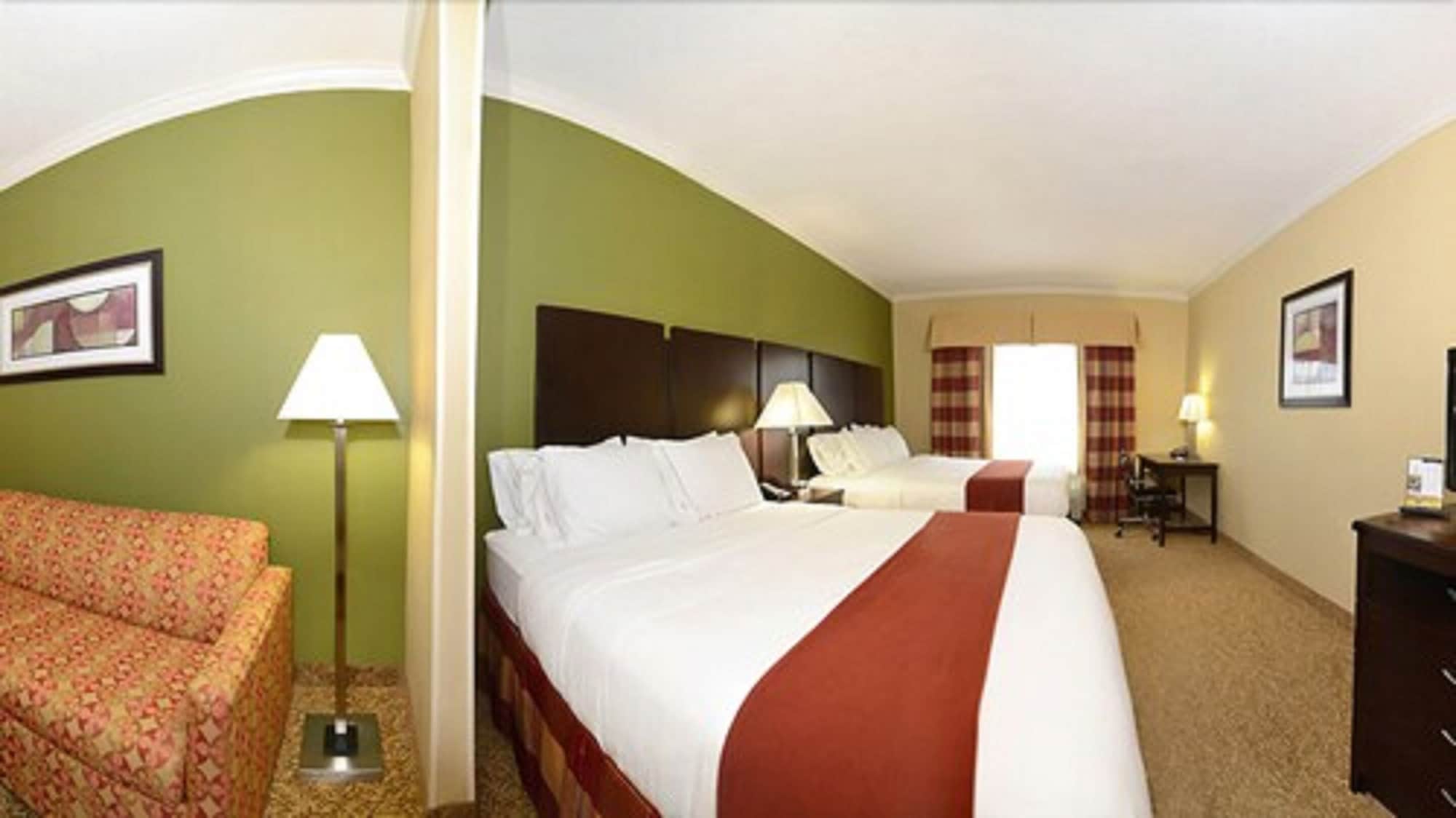 holiday inn express and suites bonifay by ihg