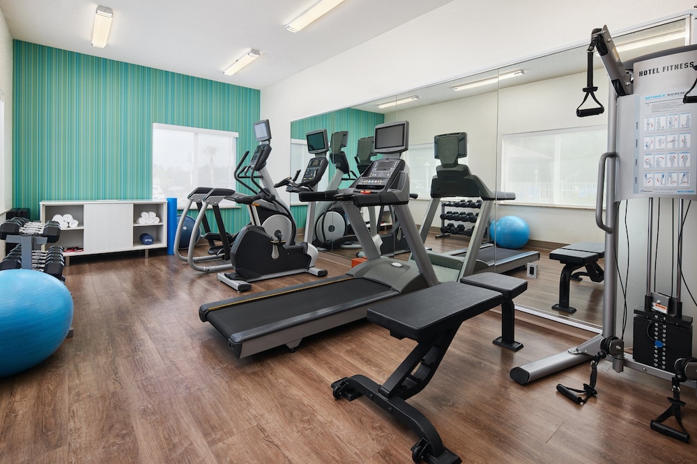 holiday inn express and suites bonifay by ihg