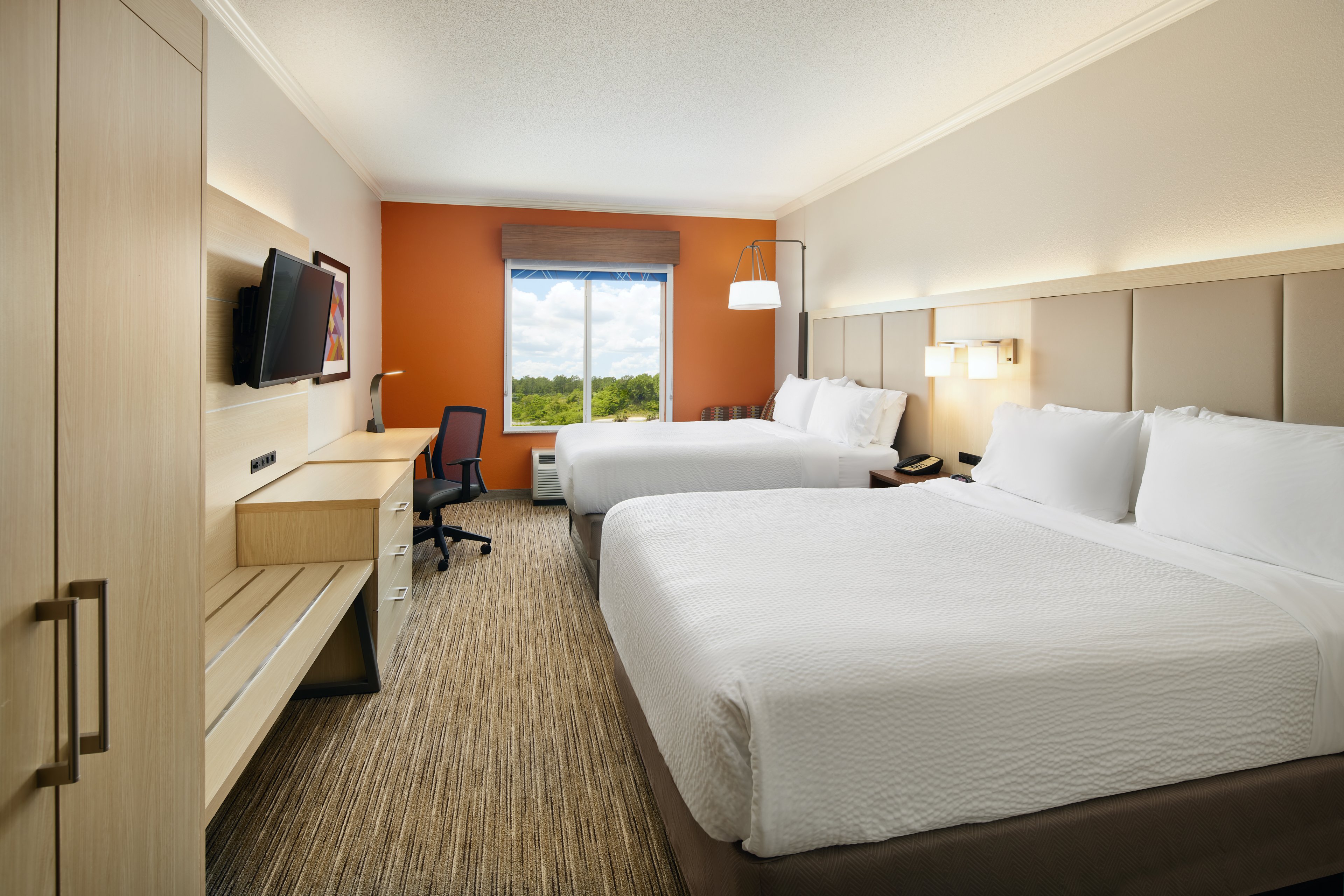 holiday inn express and suites bonifay by ihg