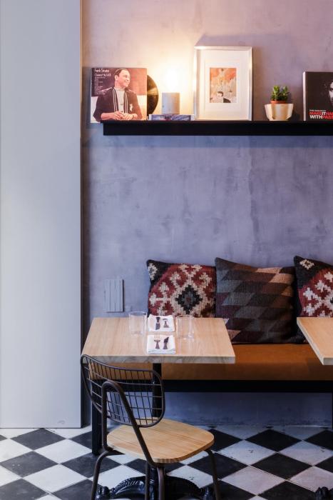 dear lisbon gallery house