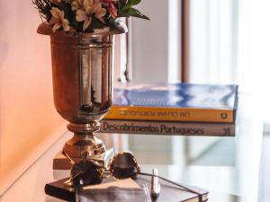 dear lisbon gallery house