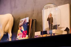 dear lisbon gallery house