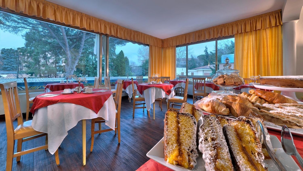 terme patria adults only