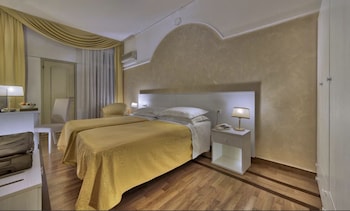 terme patria adults only