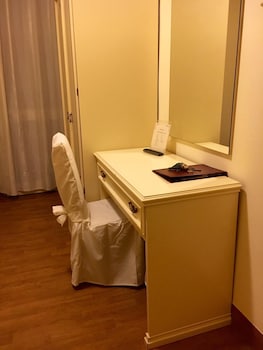 terme patria adults only