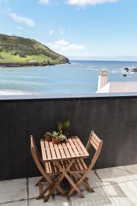 Porto Pim Bay,Horta>>Azores,4 star