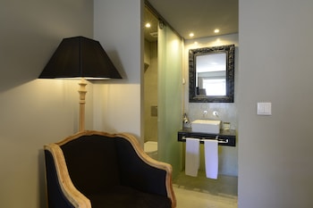 dalma old town suites
