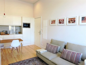 porto cinema apartments