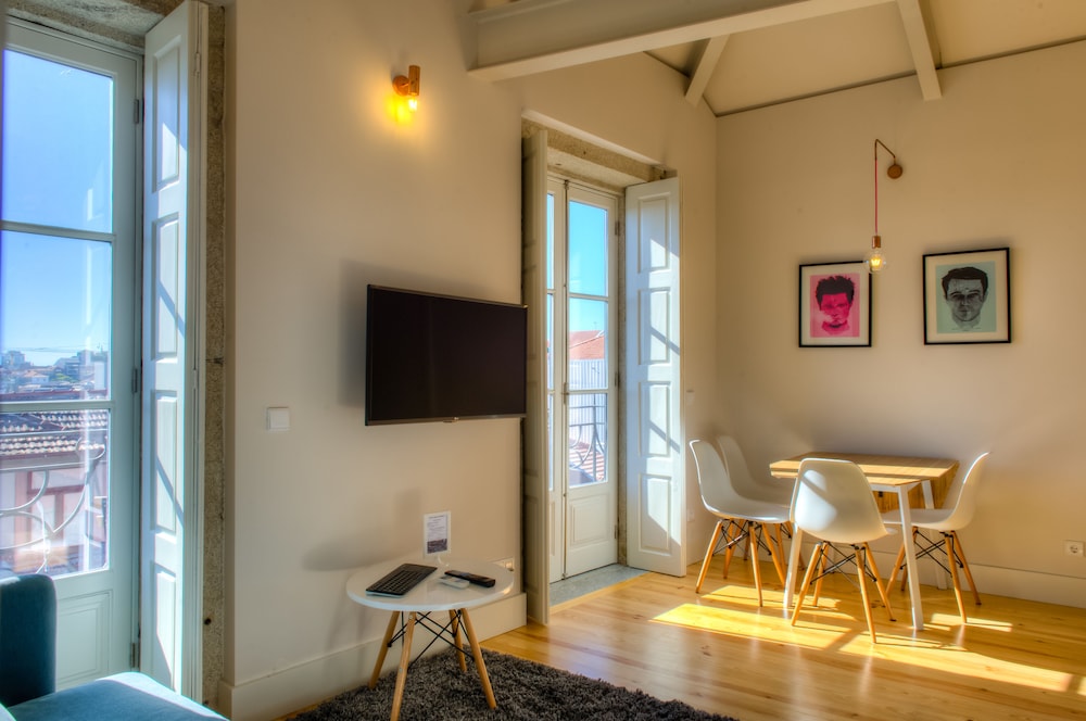 porto cinema apartments