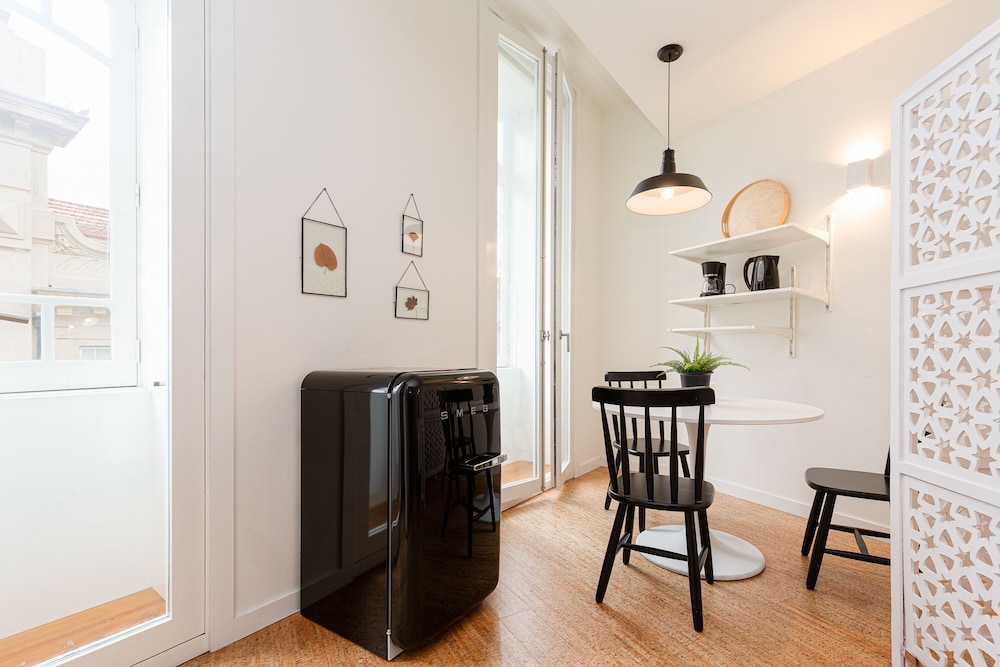 galerias nightlife fashion flats