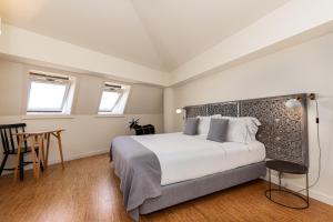 galerias nightlife fashion flats