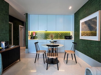 apartamentos the arc carris