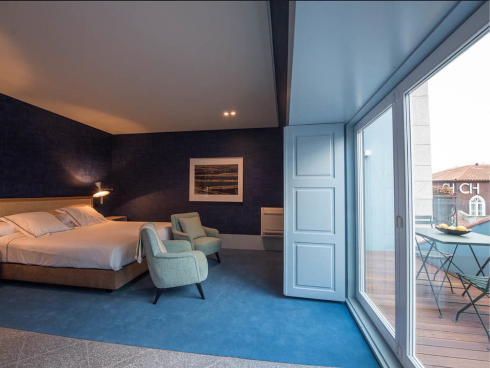 apartamentos the arc carris